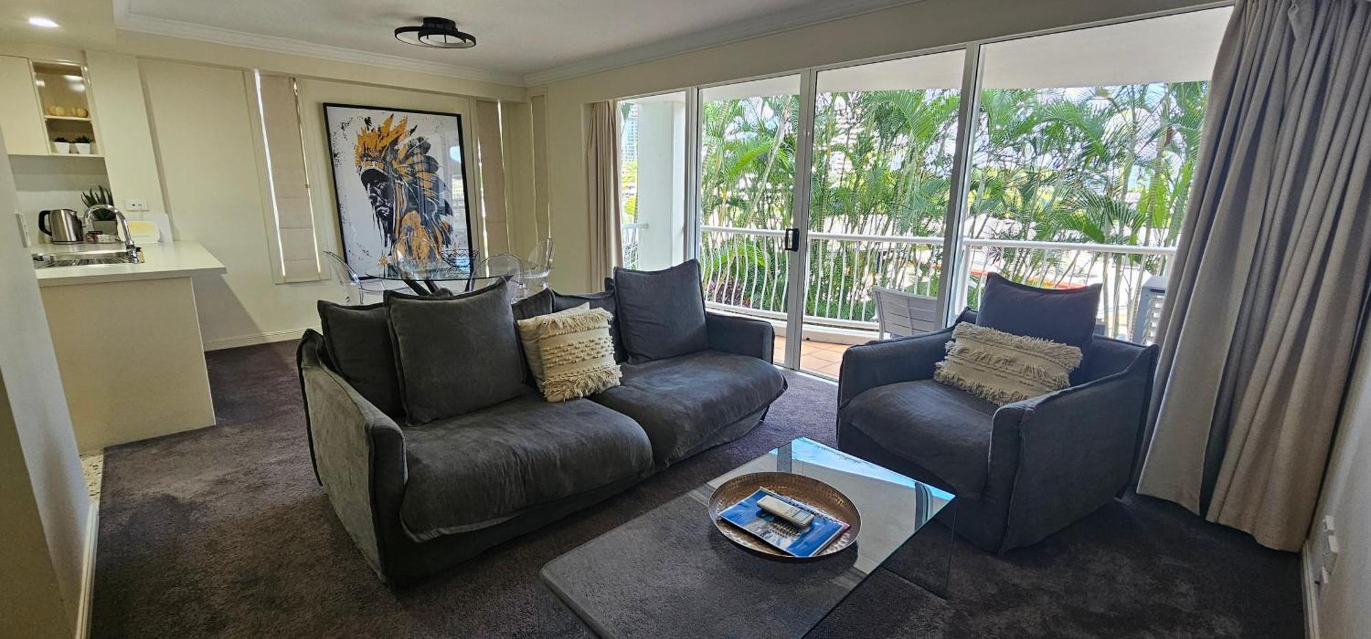Aparthotel Broadbeach Gold Coast